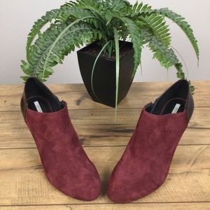 👛 (ANY 2/$60) GEOX RESPIRA Burgundy Booties Suede Fronts with Patent Leather